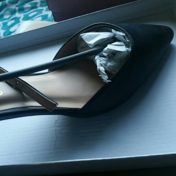 Womens shoes - Picture 2 of 2